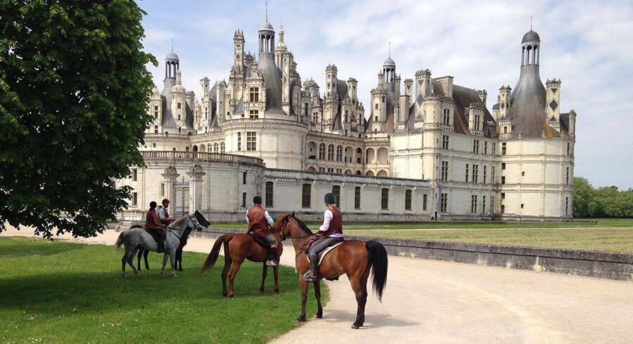 Loire Castles equestrian holidays (France)