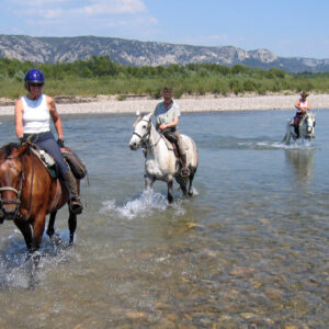 rando-cheval-aventure-voyage-france-luberon-provence-cigales-02